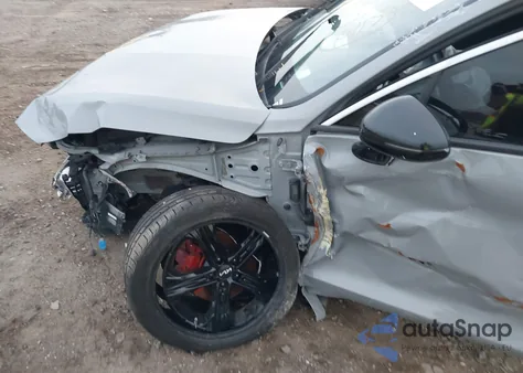 2022 Kia K5 Gt-Line from USA, damaged, VIN 5XXG64J2XNG104389